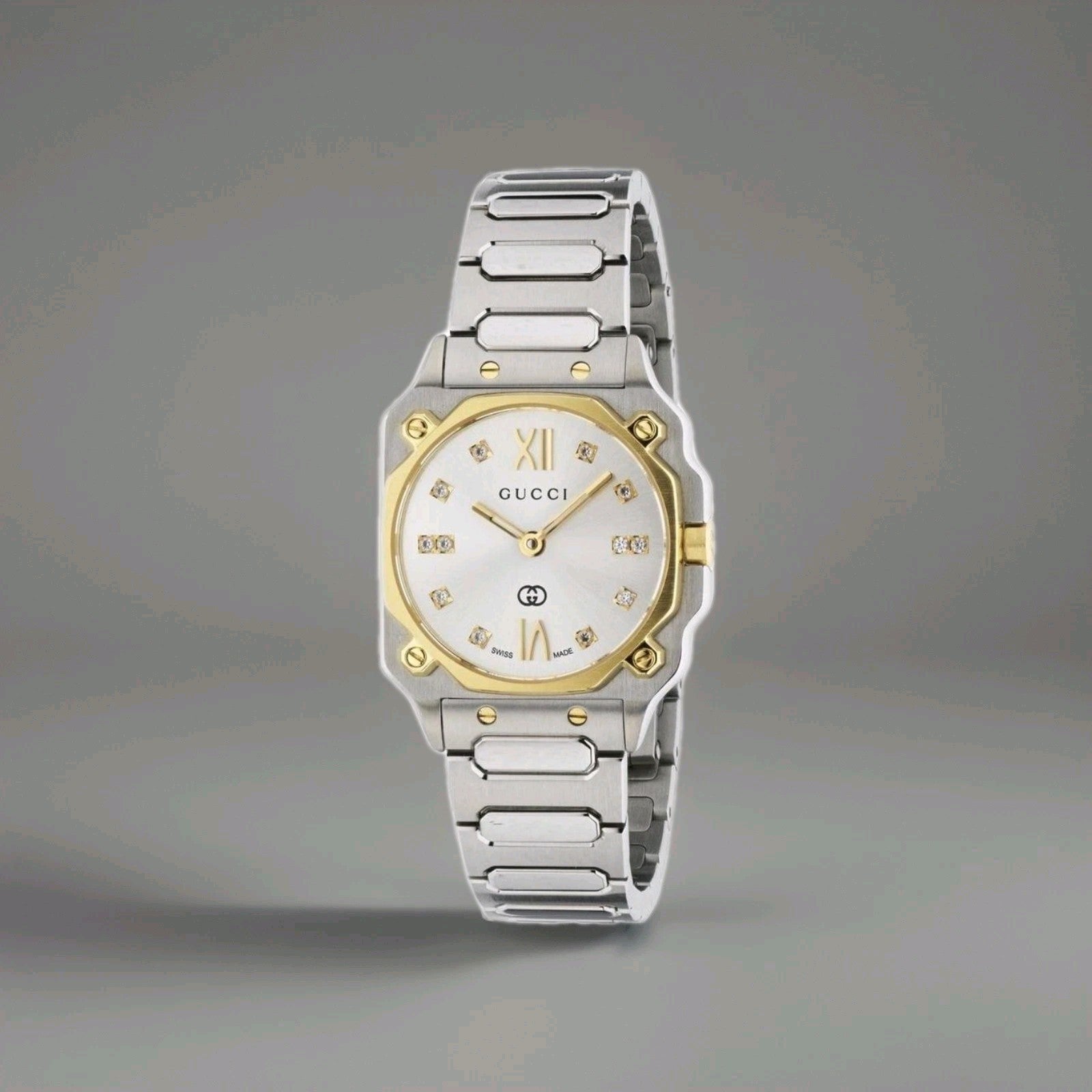 Gucci G-Flat 24mm Diamond Ladies Watch YA166503 24 mm 18kt Gold Plated / Silver
