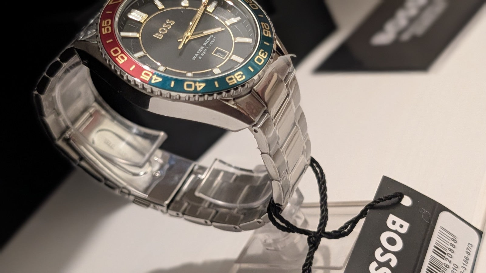 BOSS Men's watch RUNNER 3H Collection black dial green red bezel 1514210