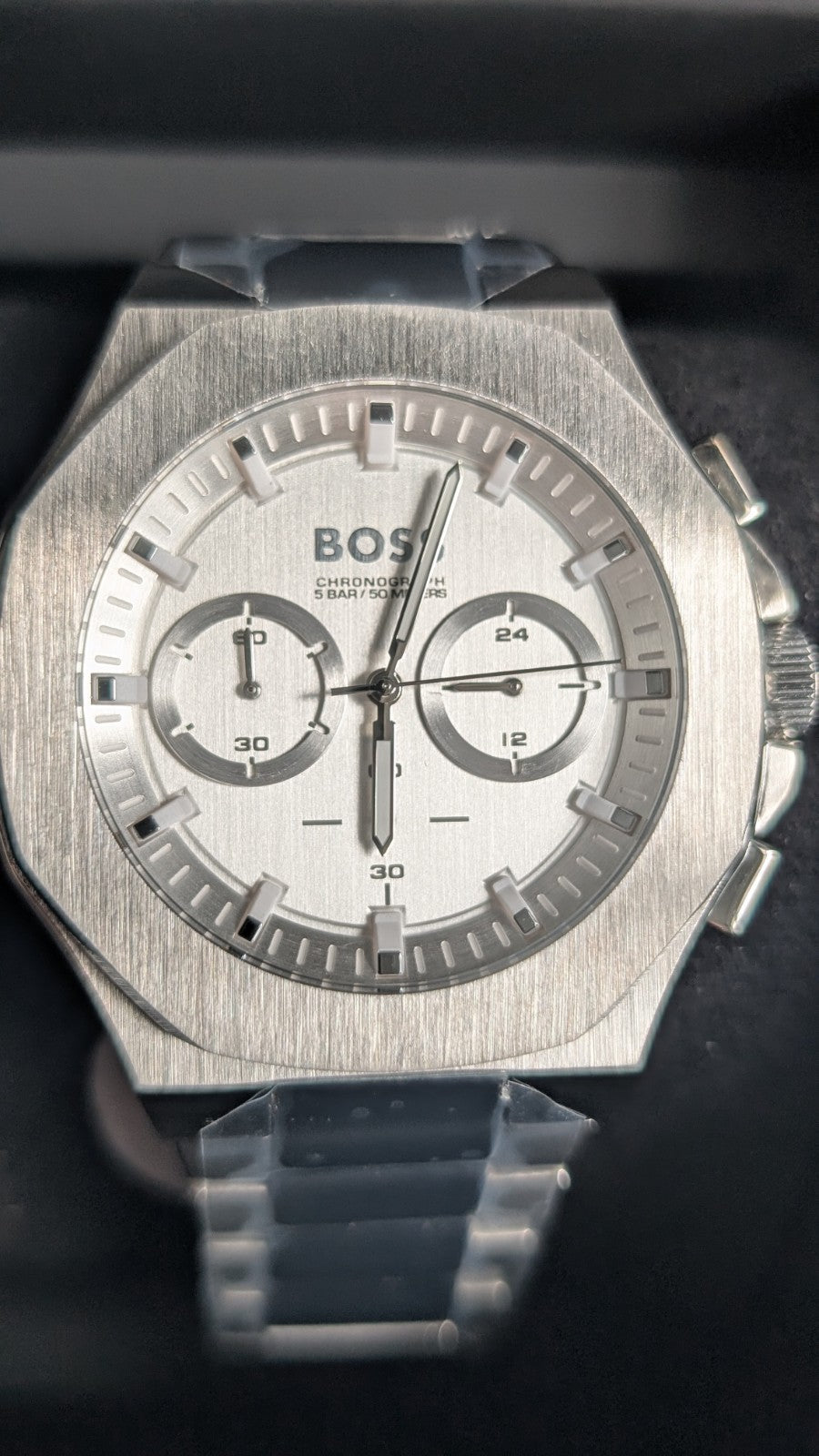 HUGO BOSS MENS TAPER CHRONO WATCH 1514087 SILVER DIAL 45mm BRAND NEW WITH BOX 