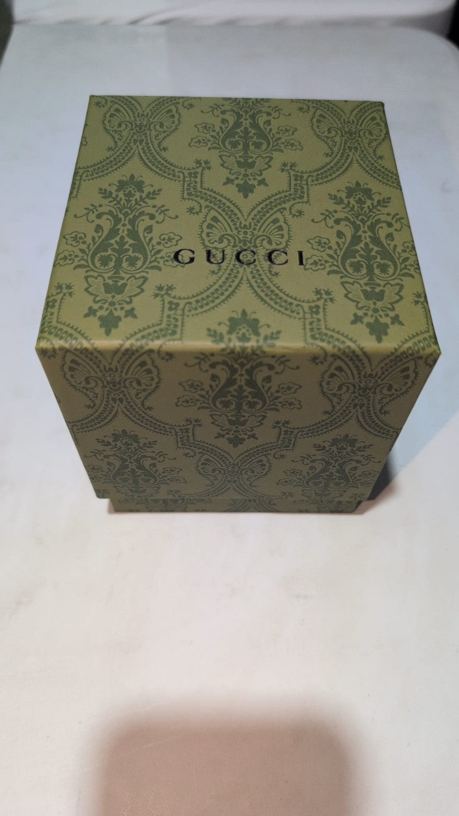 Womens Gucci Interlocking Watch YA142511 29 mm steel Diamonds Ladies Pink Dial