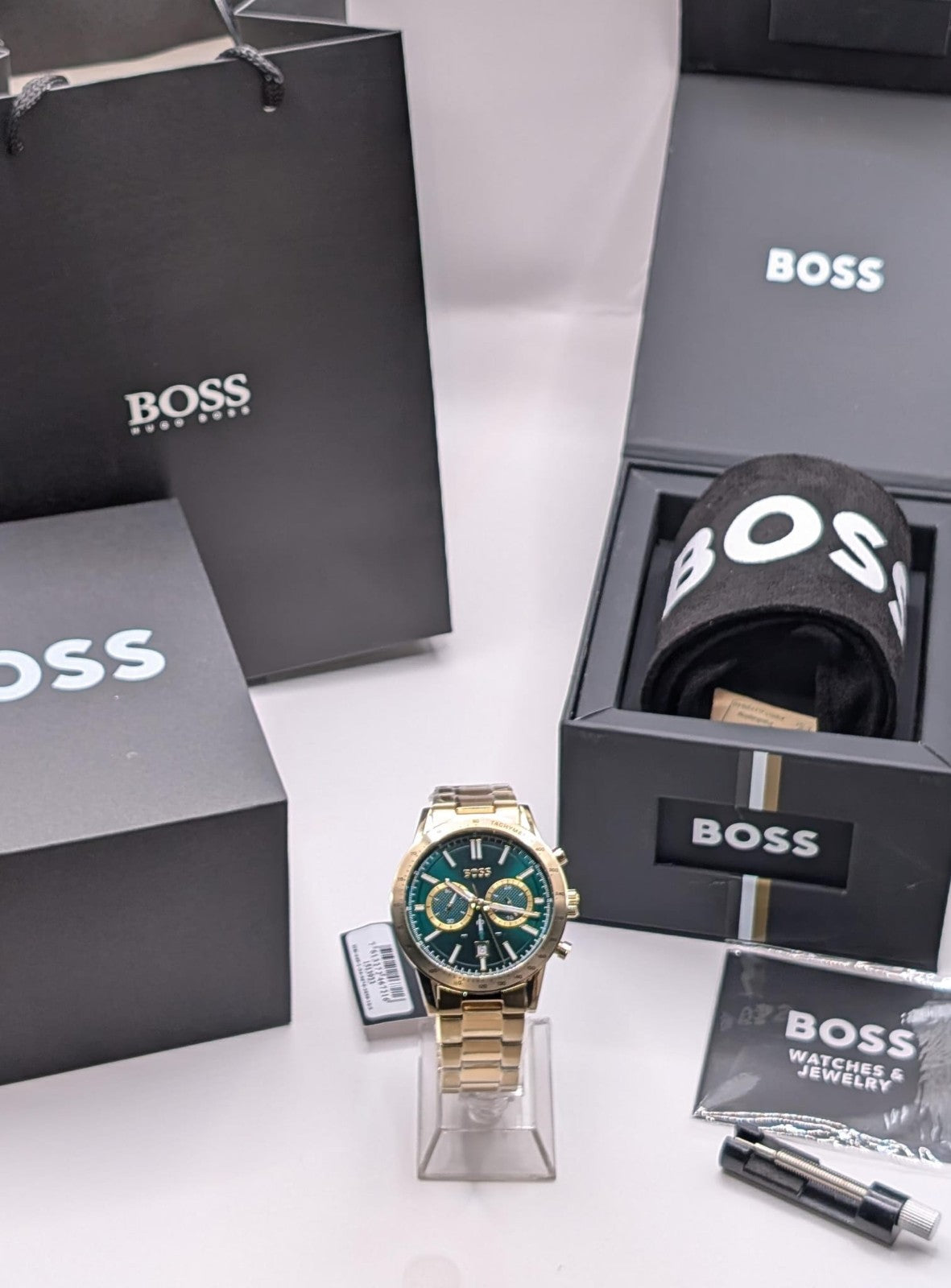 HUGO BOSS MENS ALLURE CHRONO WATCH HB1513923 GREEN DIAL - 44MM WARRANTY 