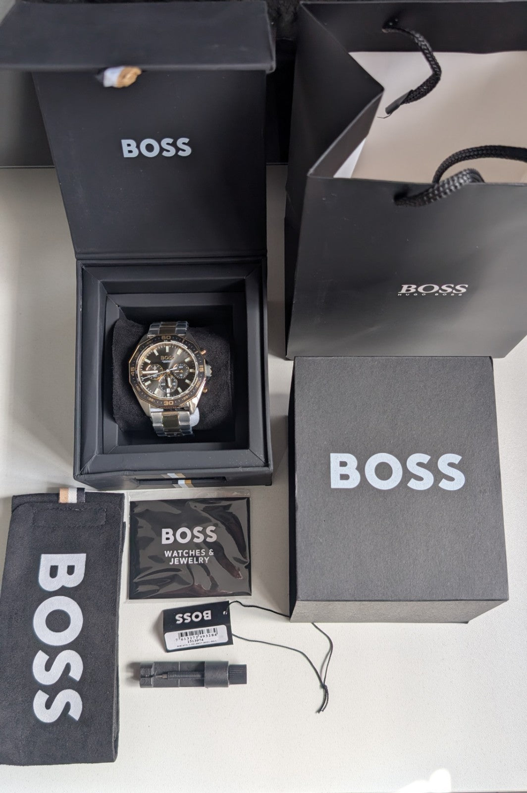 HUGO BOSS HB 1513974 ENERGY GOLD & SILVER MENS WATCH 44mm- BRAND NEW IN BOX