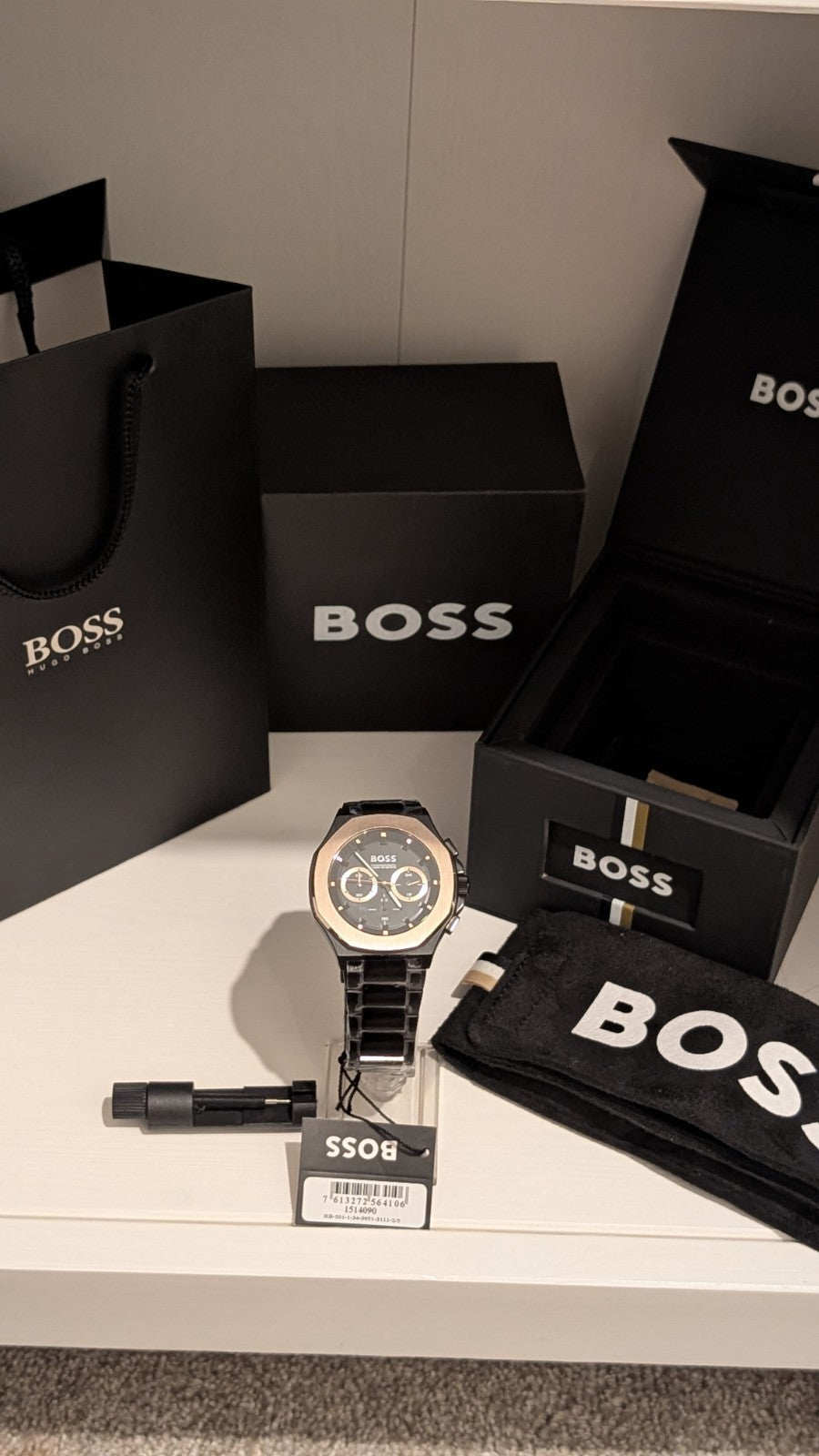 Hugo Boss Taper Men’s 45mm Black/Brass Bezel Two-Tone 1514090 Brand New 