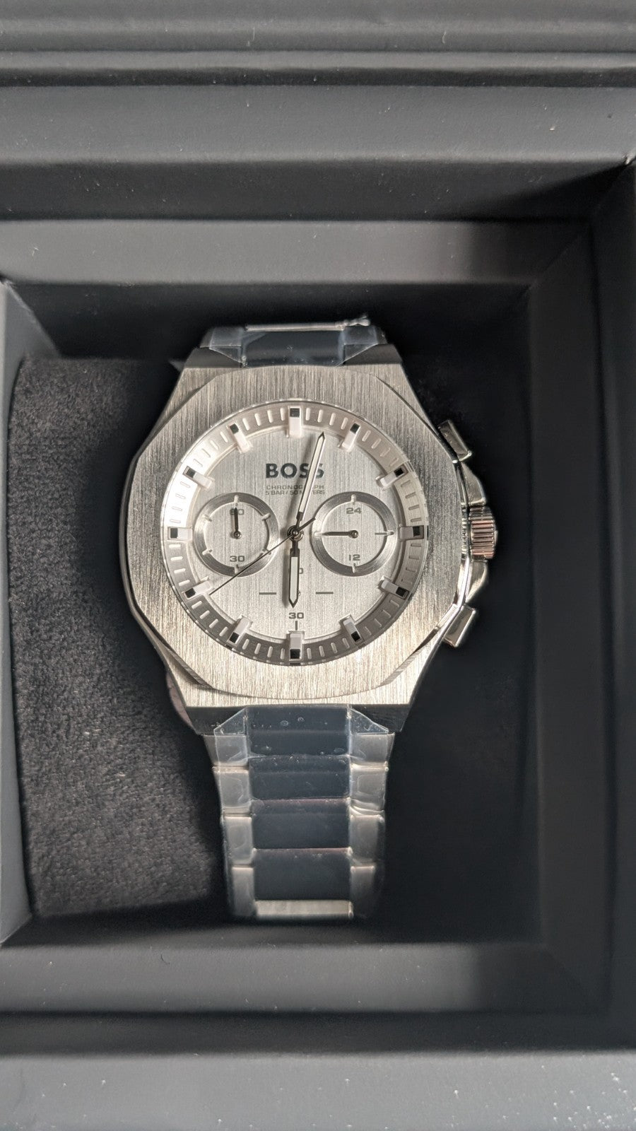HUGO BOSS MENS TAPER CHRONO WATCH 1514087 SILVER DIAL 45mm BRAND NEW WITH BOX 