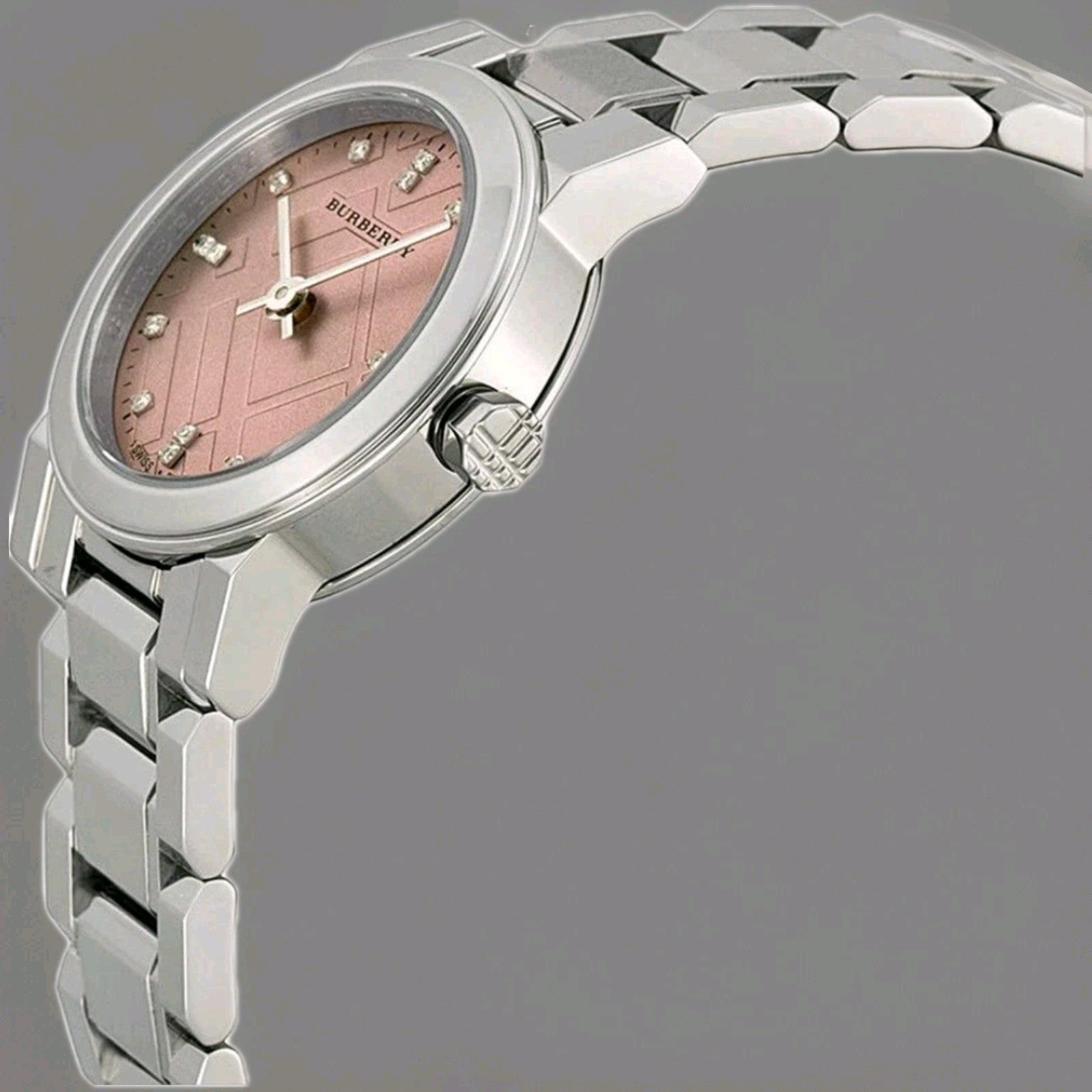 Burberry watch BU9223 Ladies Pink Dial Diamond Crystals The City. Brand new 