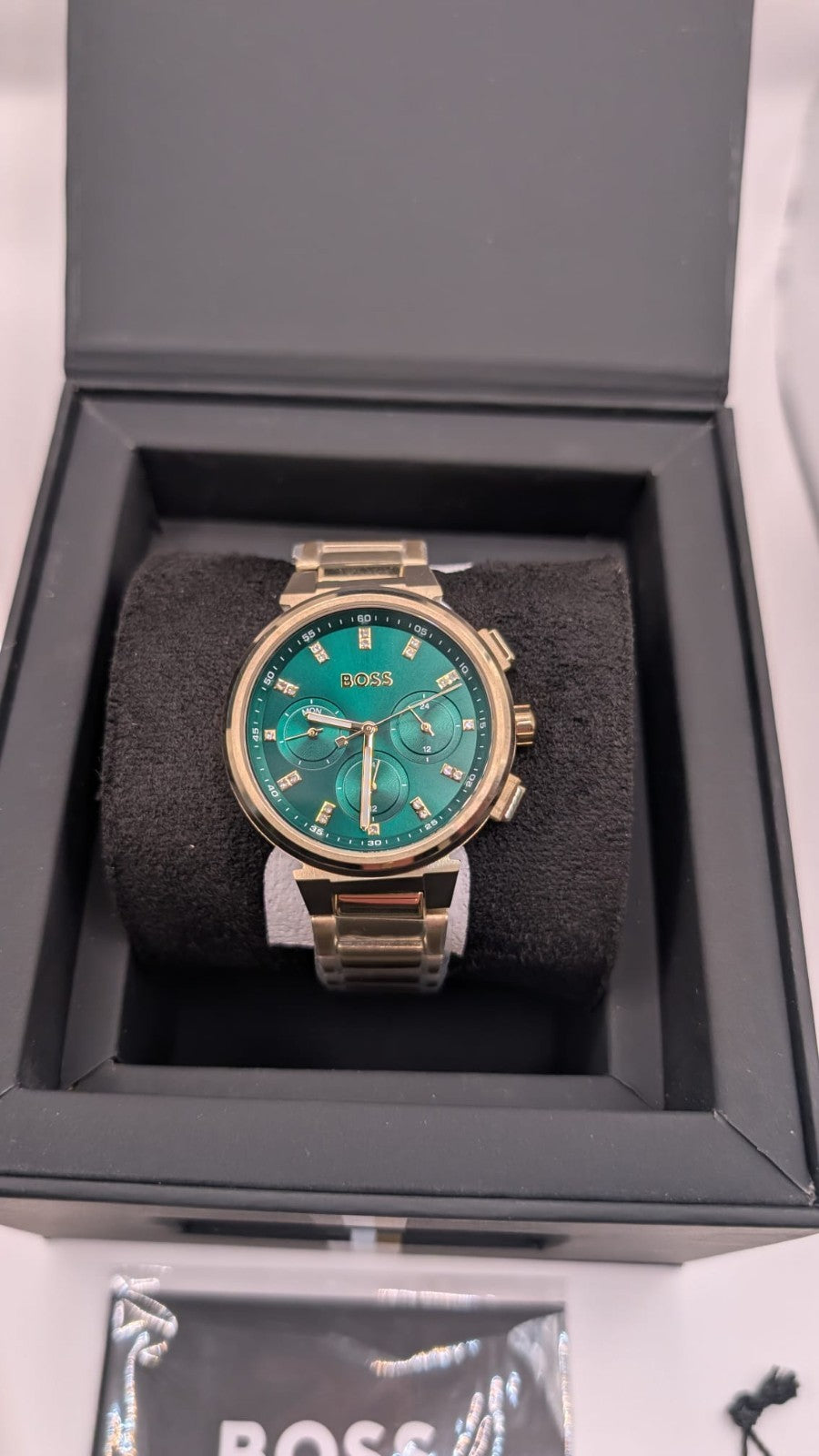 HUGO BOSS WOMENS ONE WATCH HB1502679 GREEN DIAL - WARRANTY 38MM