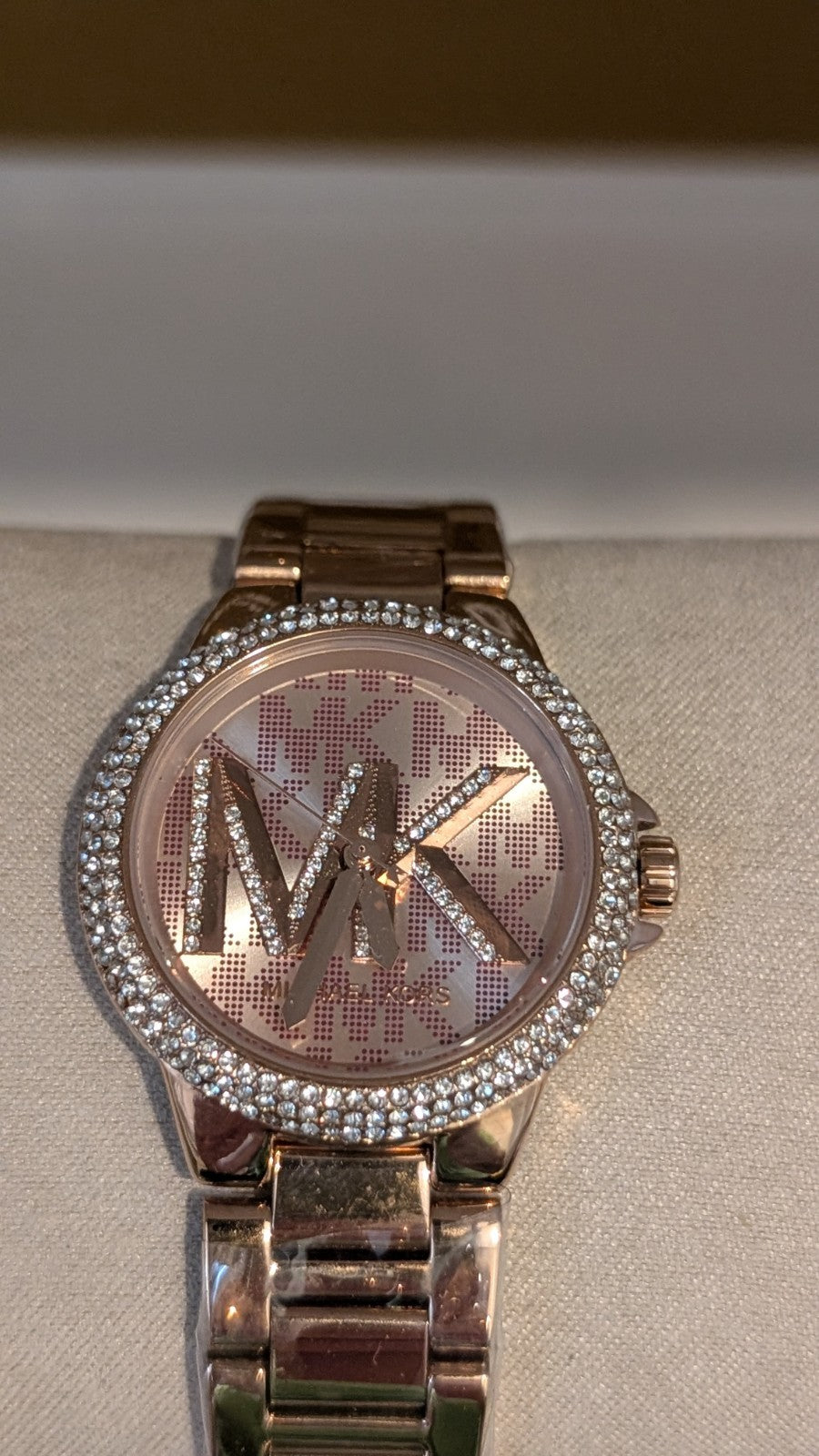 Michael Kors Camille Women's Watch MK7197 Rose Gold With Michael Kors Logo. 32mm