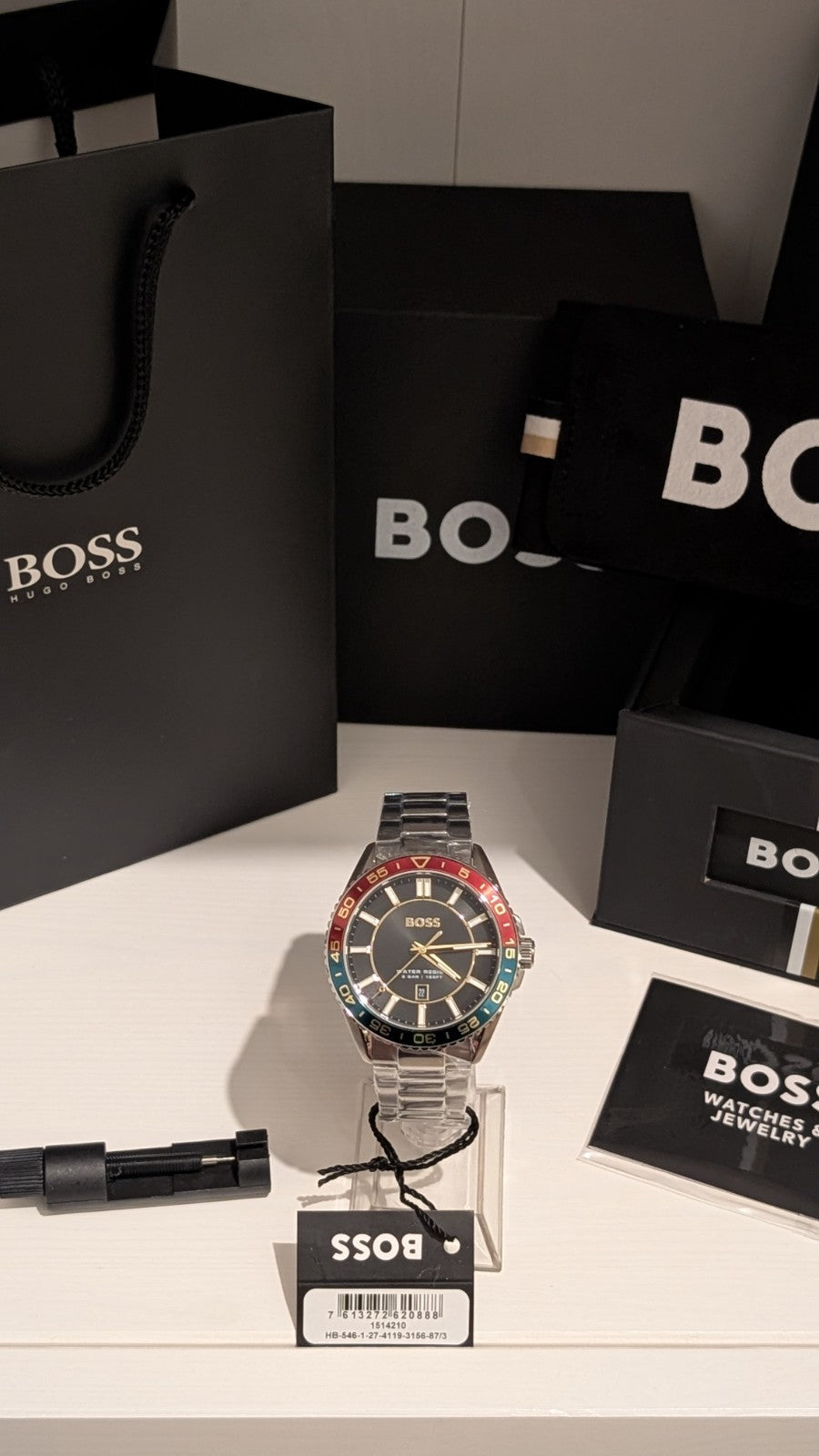 BOSS Men's watch RUNNER 3H Collection black dial green red bezel 1514210