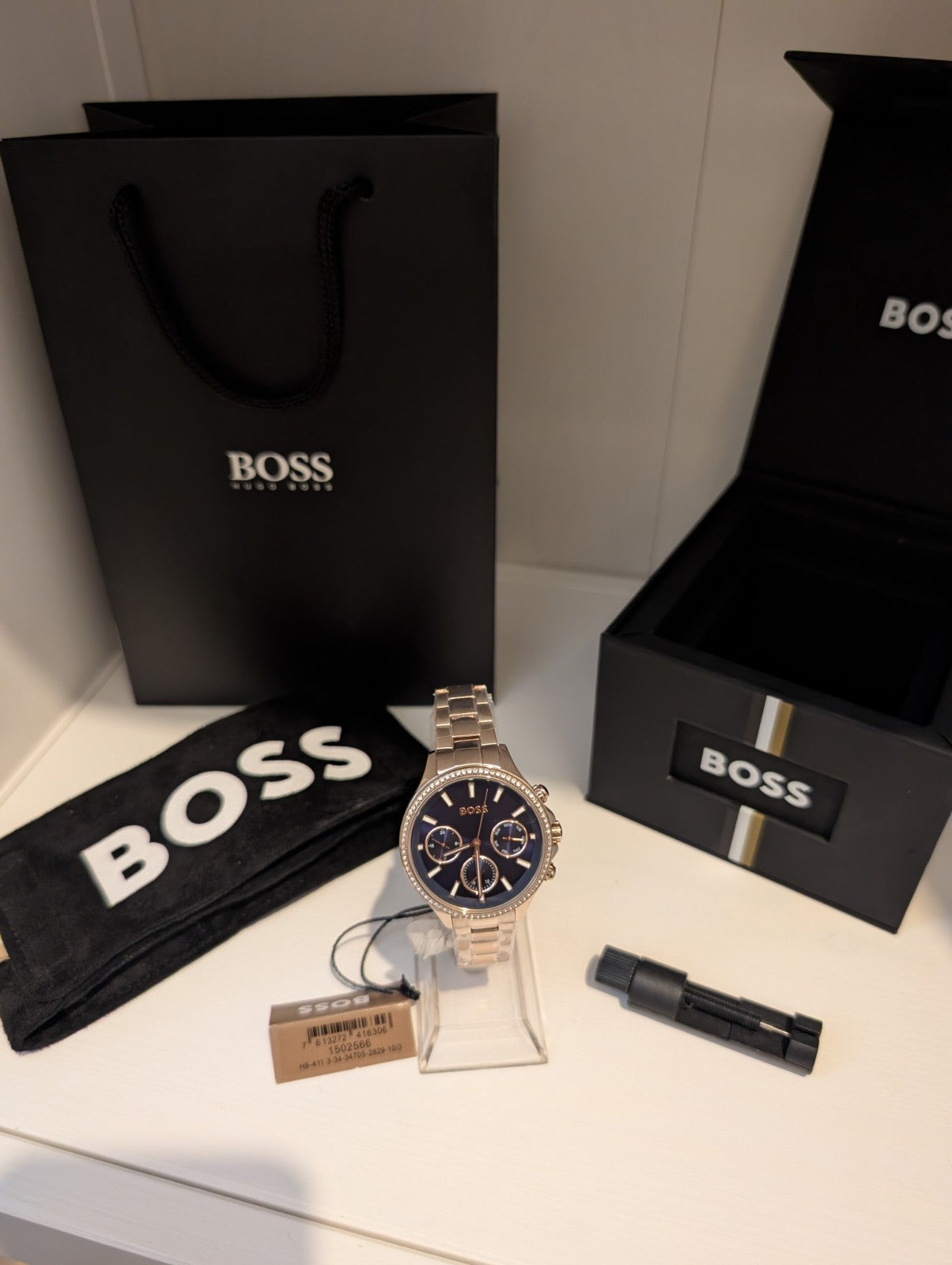 HUGO BOSS 1502566 Womens Watch Hera Blue Dial Rose Gold Strap  38mm. Brand New 