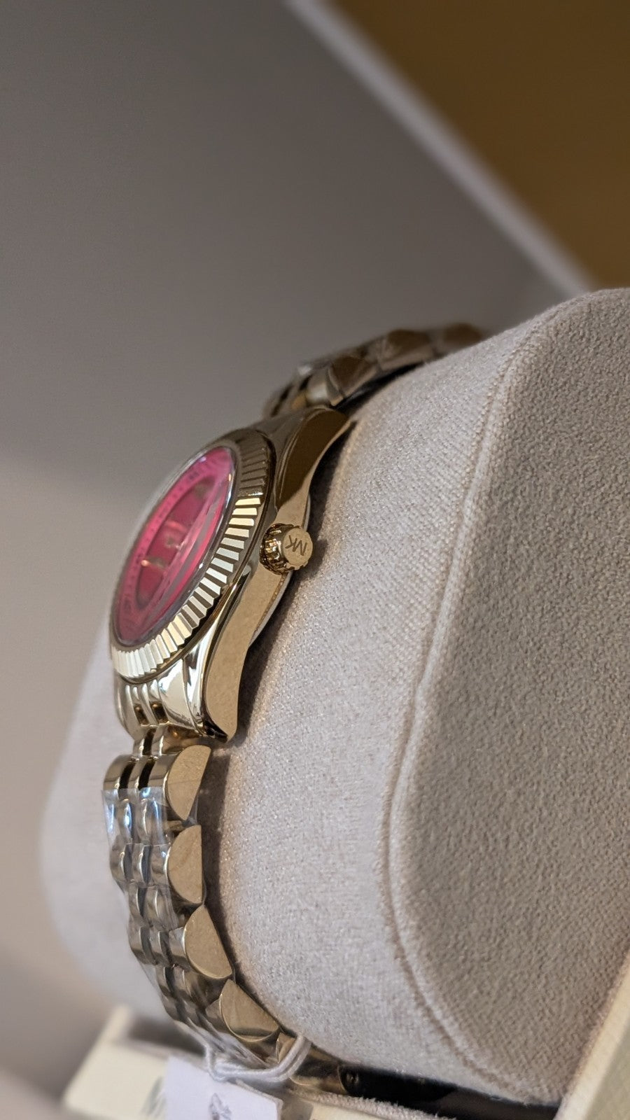 Michael Kors Lexington MK3270 Watch Women  Gold With Bright Pink Dial  26mm NEW
