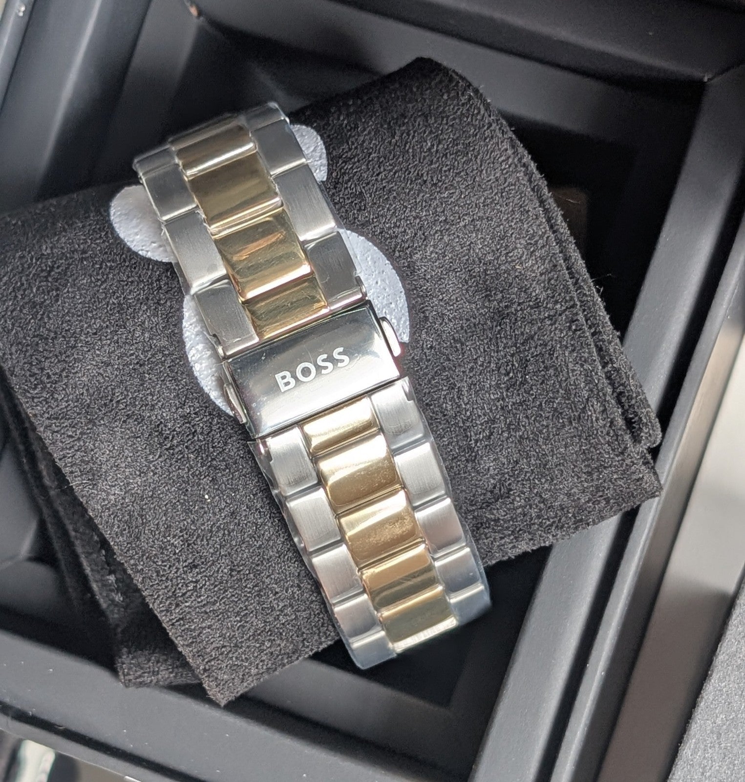 HUGO BOSS HB 1513974 ENERGY GOLD & SILVER MENS WATCH 44mm- BRAND NEW IN BOX
