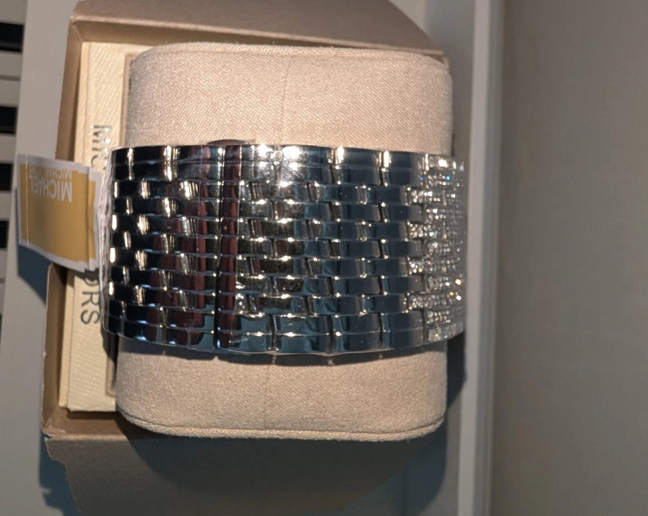 New Limited-Edition Georgie Pavé Silver-Tone Watch Michael Kors MK4938LE 34mm