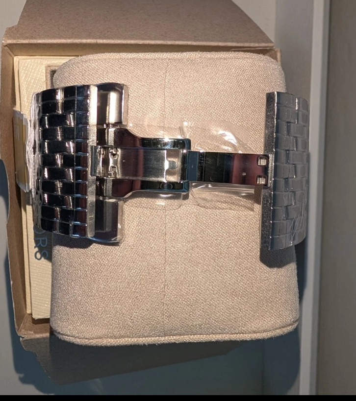 New Limited-Edition Georgie Pavé Silver-Tone Watch Michael Kors MK4938LE 34mm